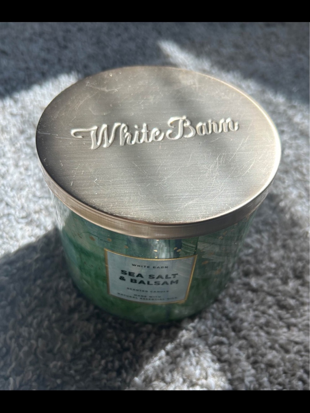 White Barn Sea Salt & Balsam 3-Wick Candle - Green - Picture 2 of 3